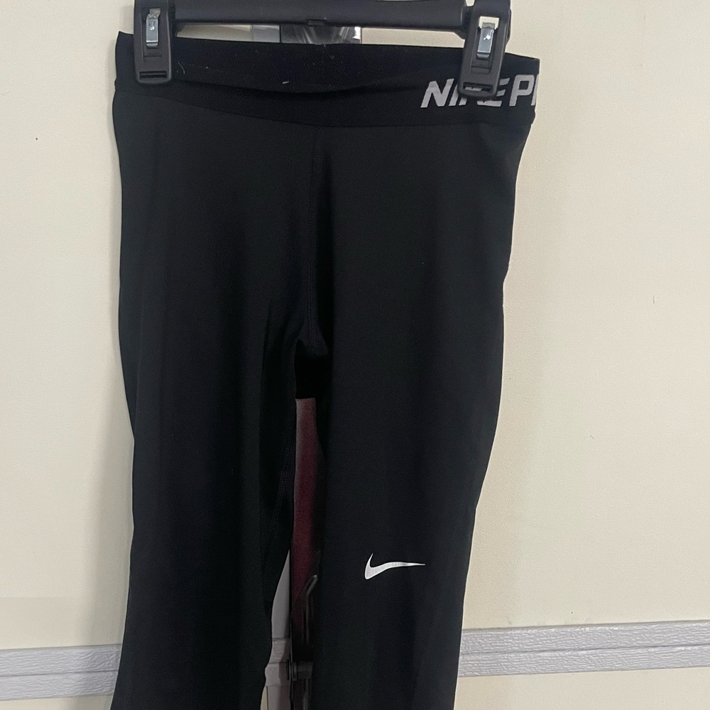 Nike Pro cropped leggings